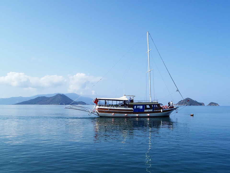 Boat lifeboat ocean
