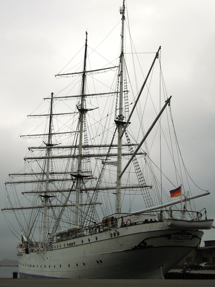 Boat equipment gear