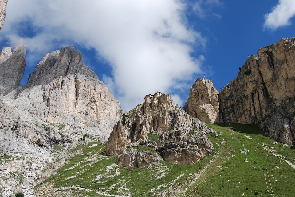 Italy hiking trekking