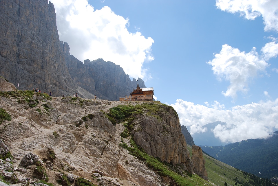 Italy hiking trekking
