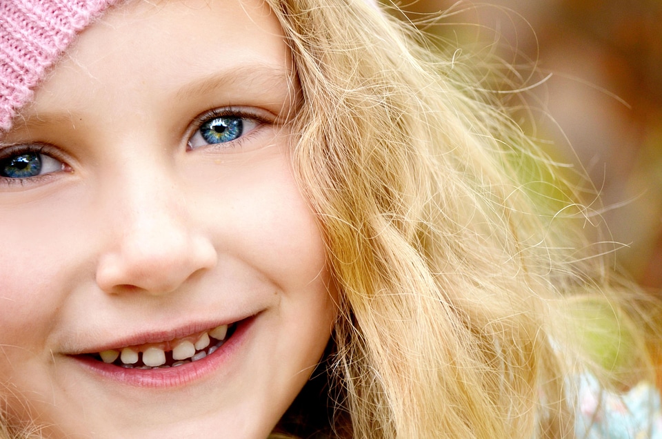 Attractive beautiful photo blond
