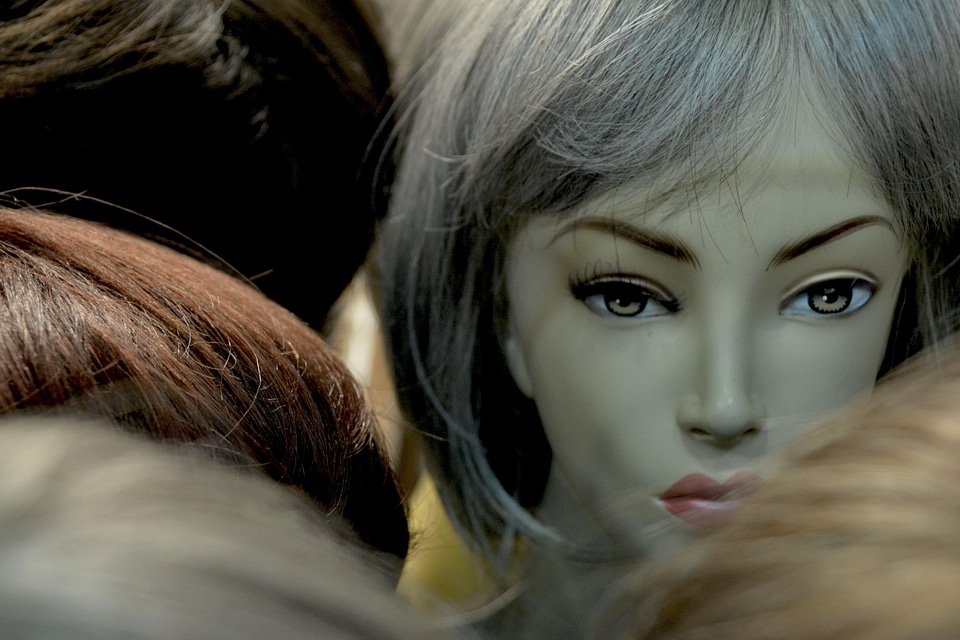 Attractive doll eye