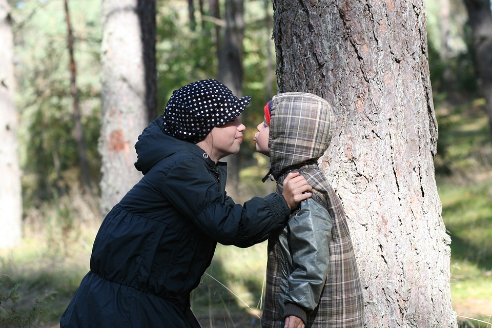 Kiss happiness childhood