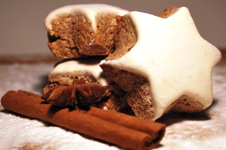 Beautiful Photo biscuit cake