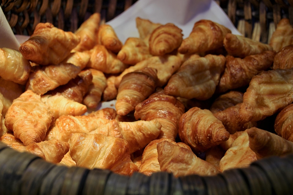 Bread breakfast calorie