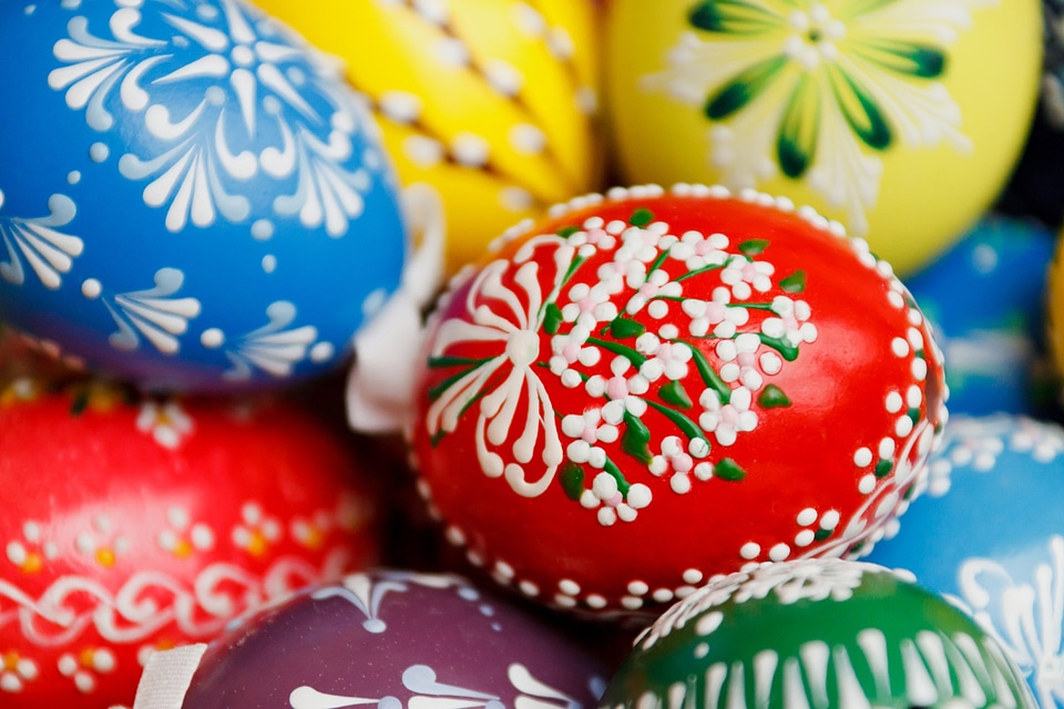 Colorful color egg