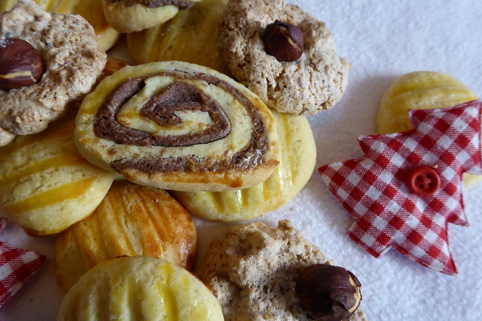 Biscuit bread breakfast