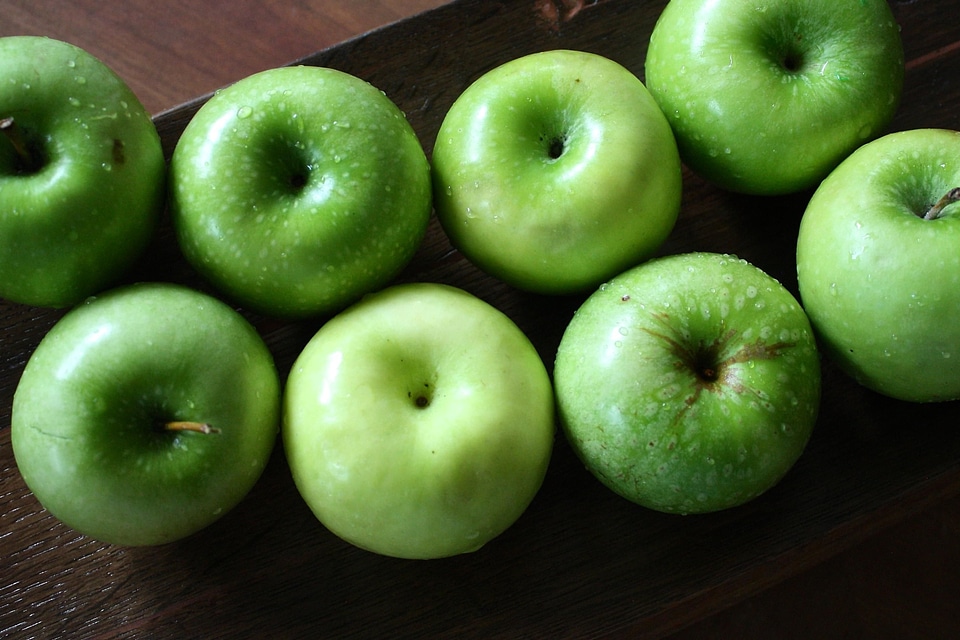 Apple apples calorie