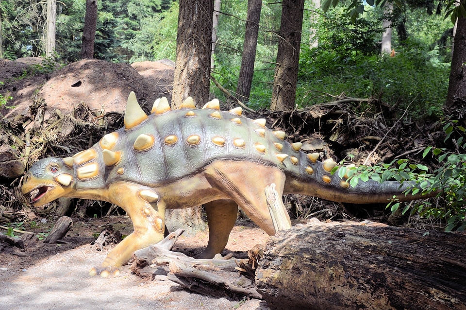 Reptile extinct predator