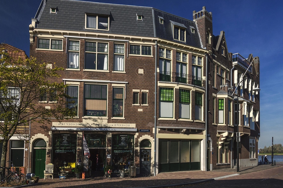 Apartment architectural architectural style