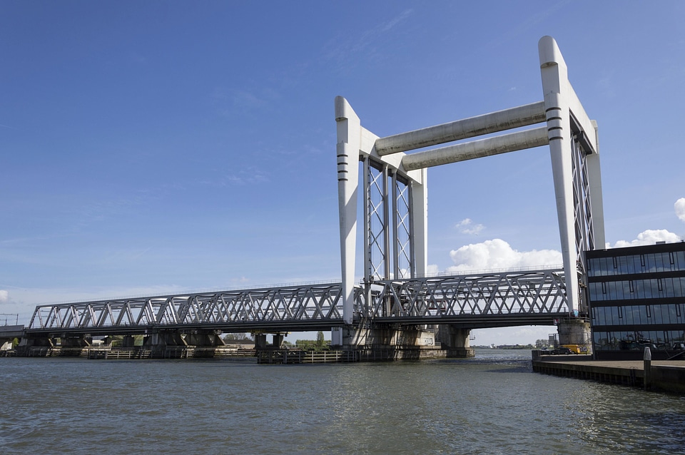 Architecture bridge city
