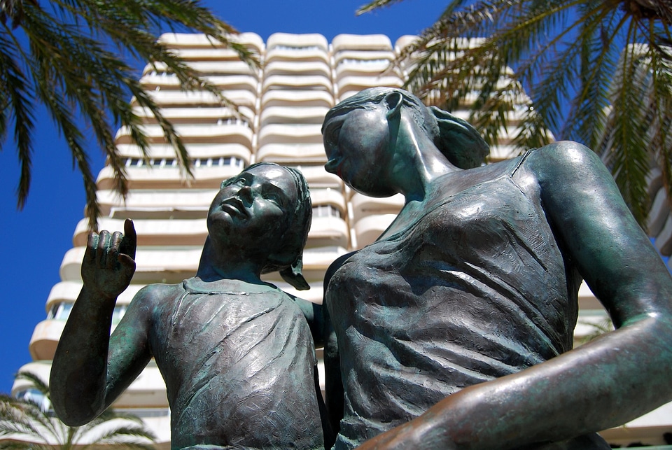 Architecture art bronze