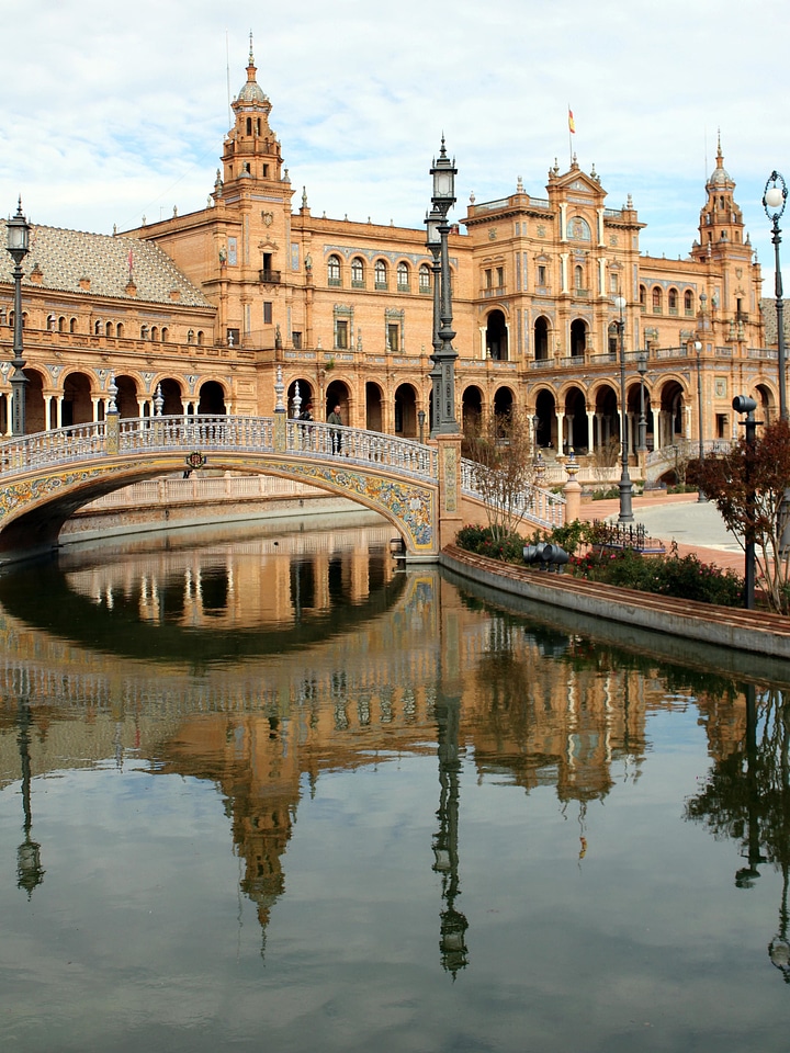 Architecture bridge castle