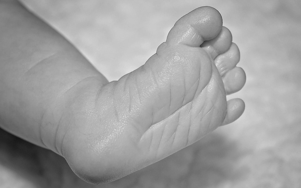 Baby black and white blanket photo