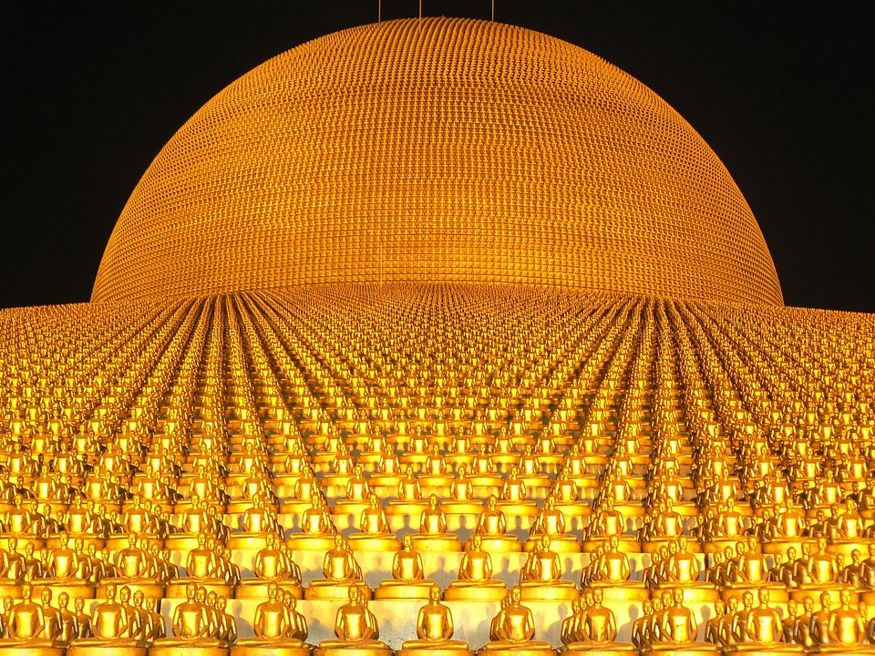 Budhas gold buddhism photo