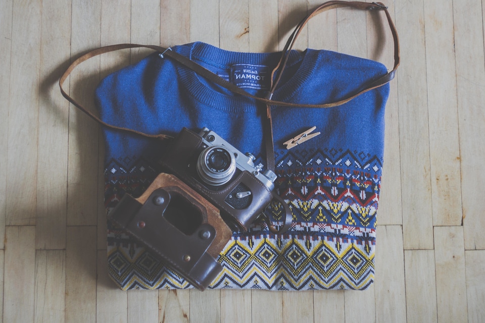 Aperture attire bag