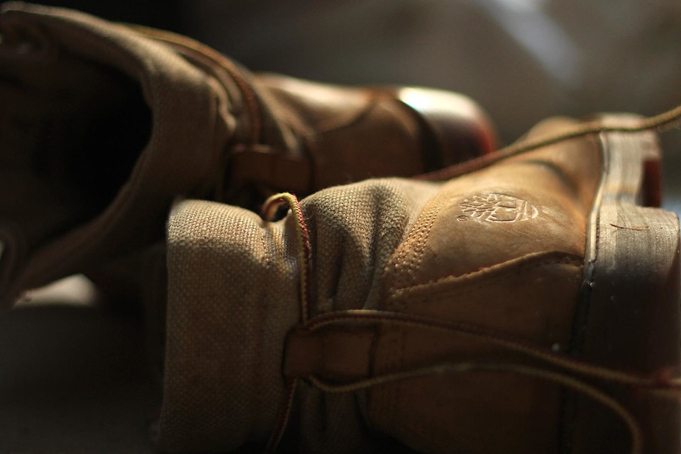 Boot dark darkness