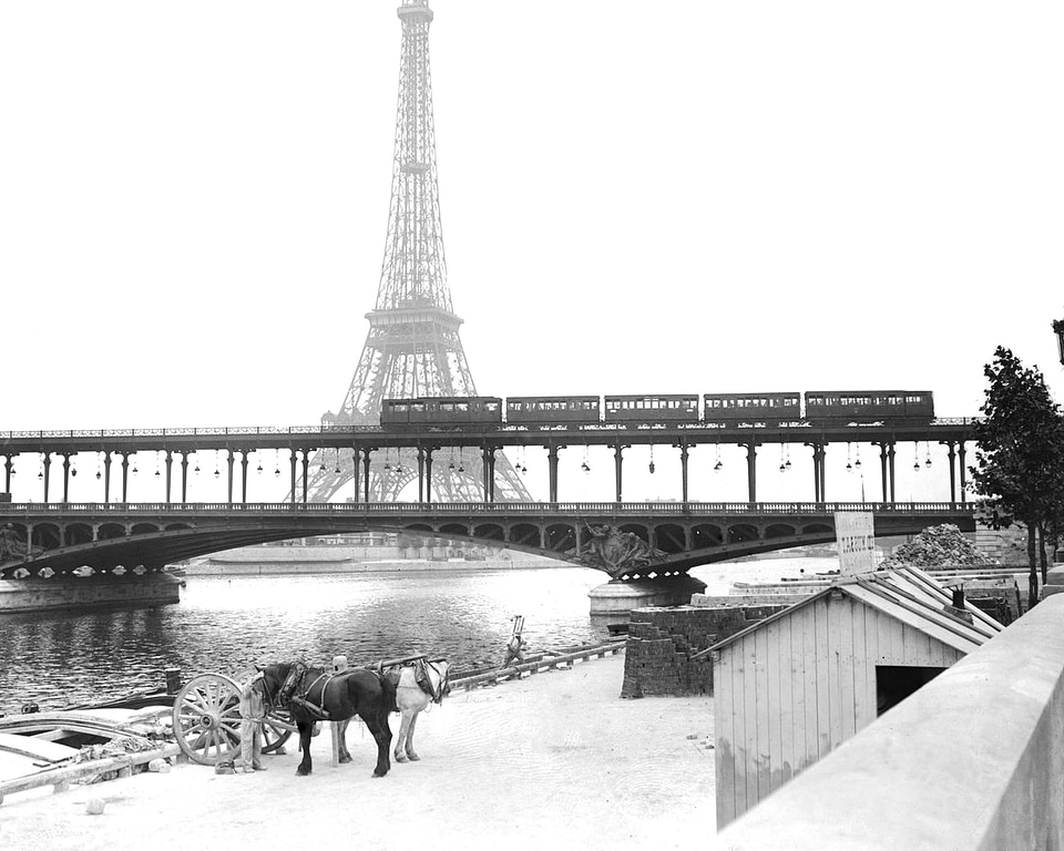 Architecture bridge city