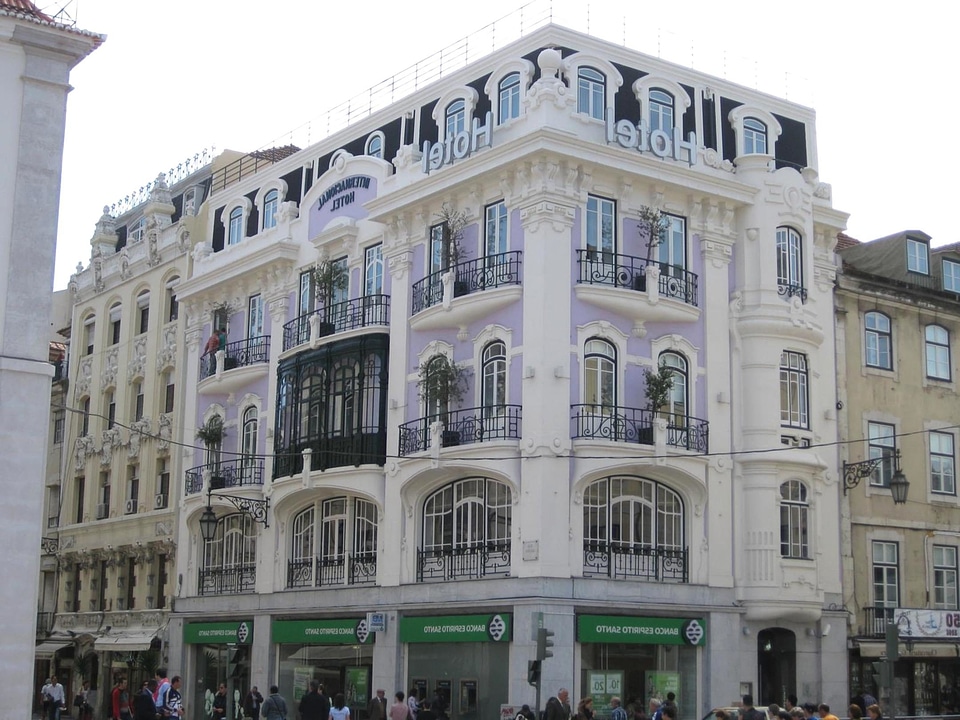 Ancient apartment architecture