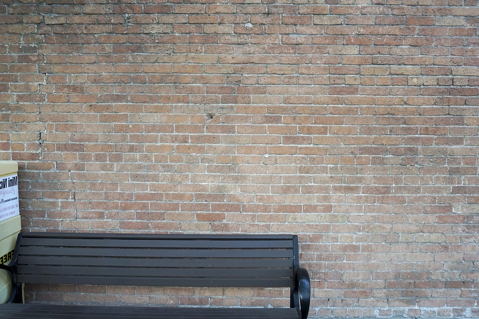 Bench brick cement