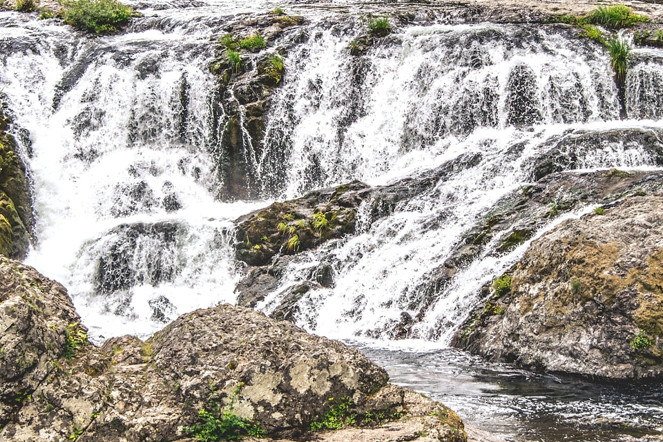 Big Rocks cascade creek photo