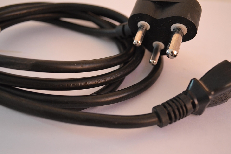 Black cable computer