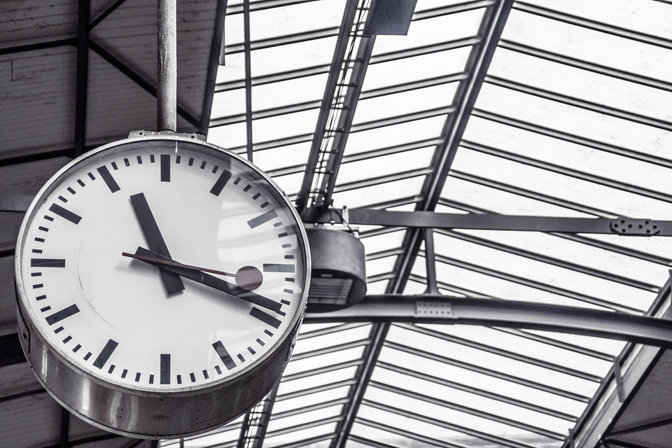Schedule hour minute