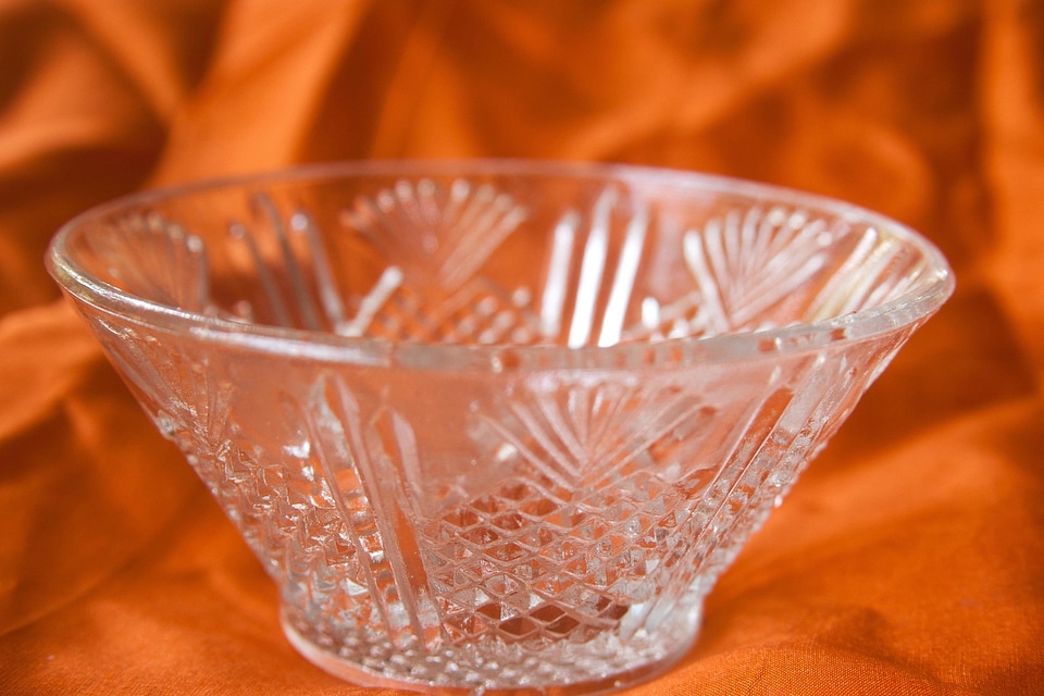 Beverage bowl container