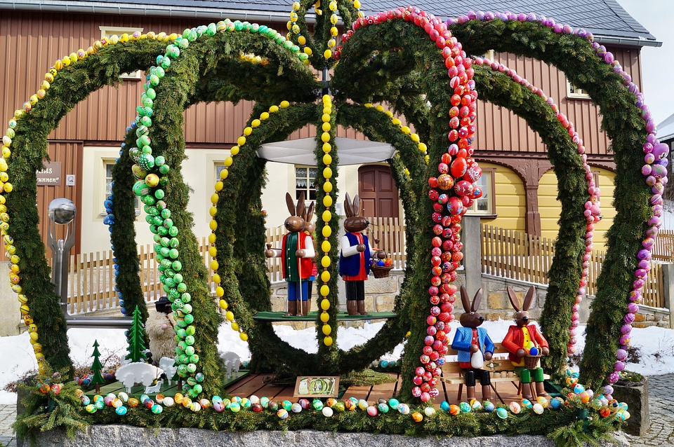 Easter custom decoration