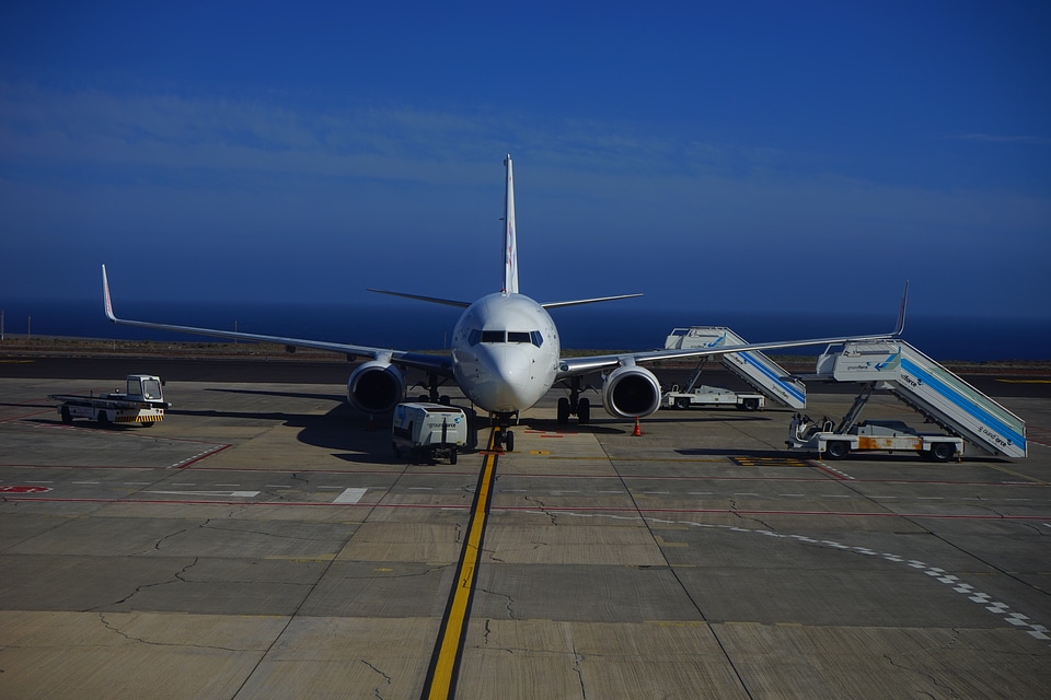 Travel plane airline gangway
