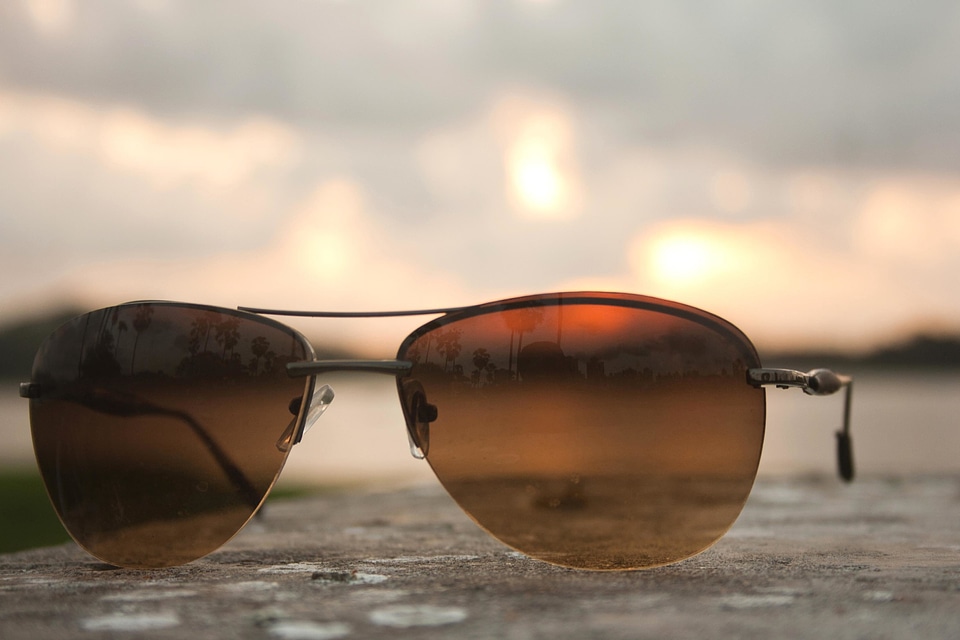 Dusk fashion glass
