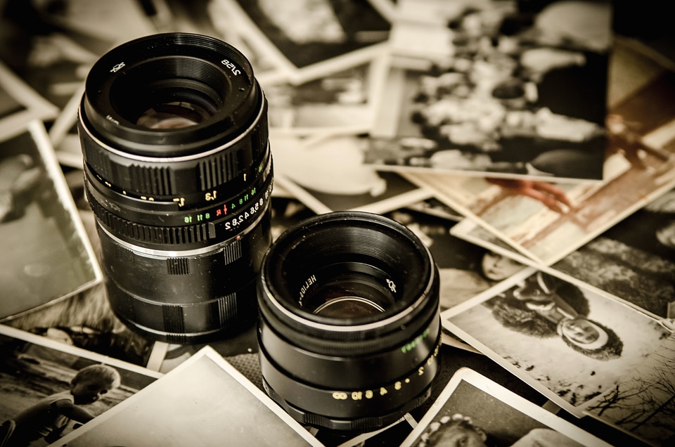 Camera equipment lens