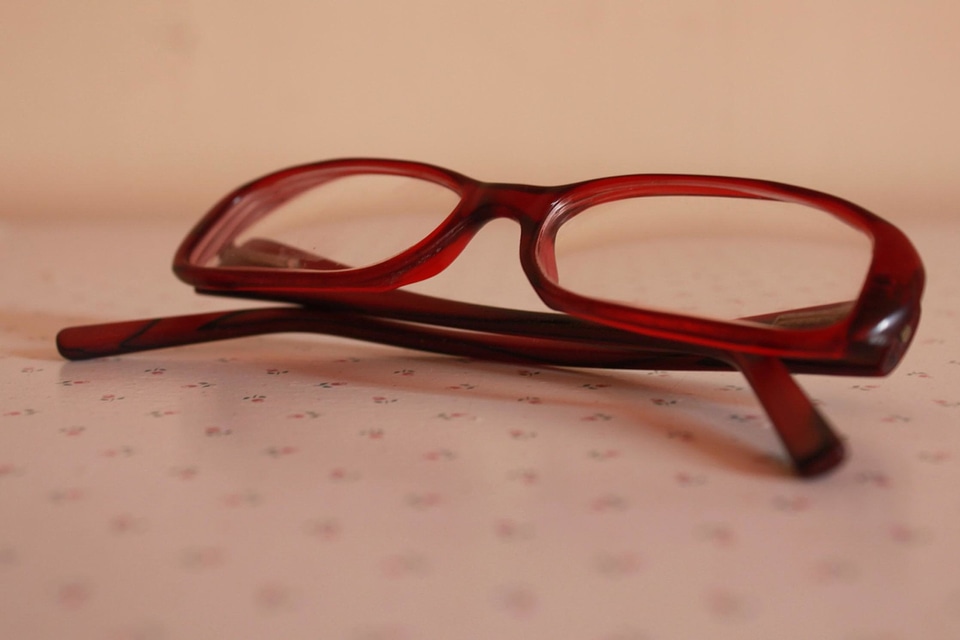 Eyeglasses glass object
