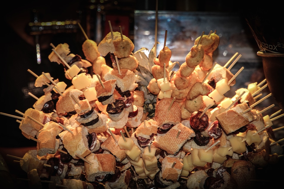 Bread cheese decoration