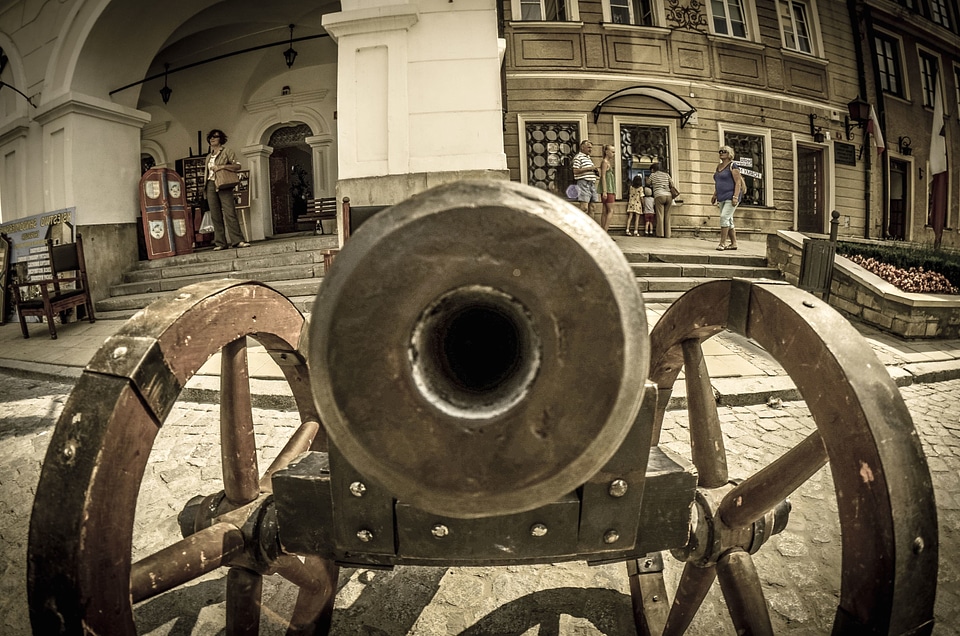 Architecture building cannon