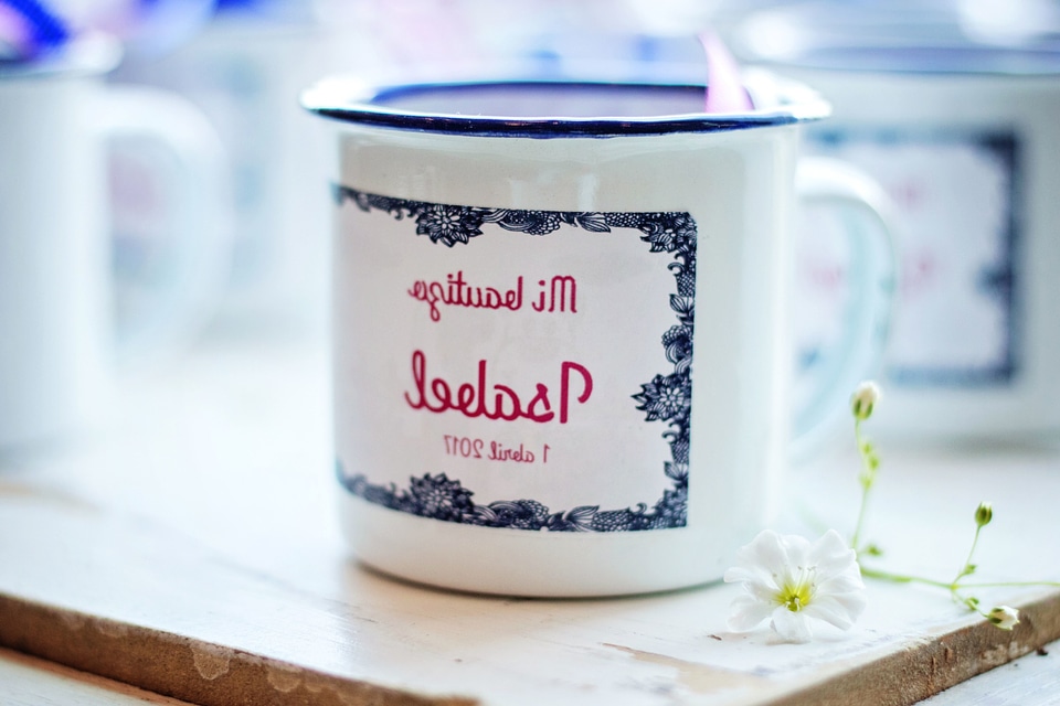 Blossom cup flora