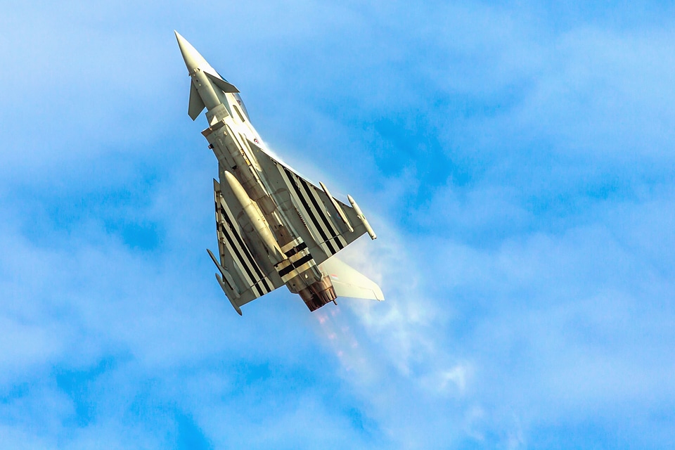 Aircraft blue sky jet