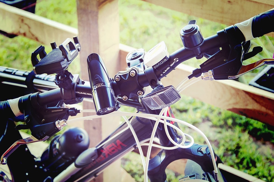 Bicycle bicycling brake