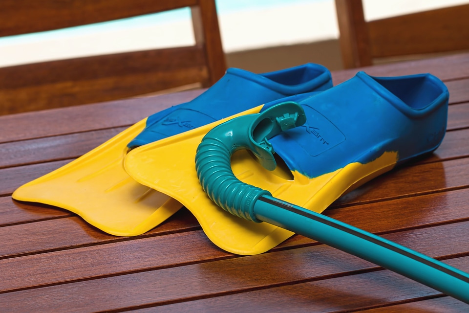 Diving footwear plank