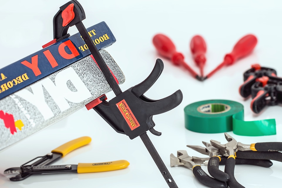 Hand Tool metal pliers