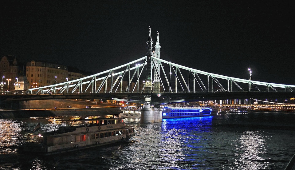 Architecture boat bridge photo