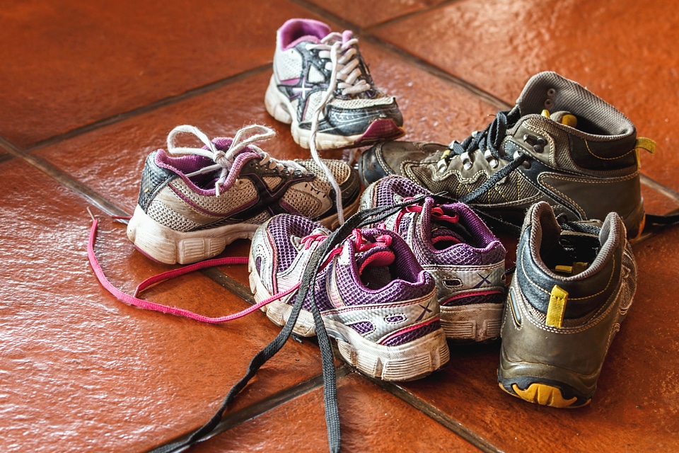 Floor foot footwear