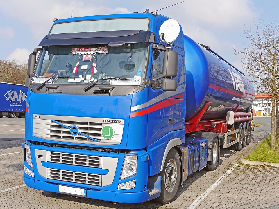 Cargo delivery highway