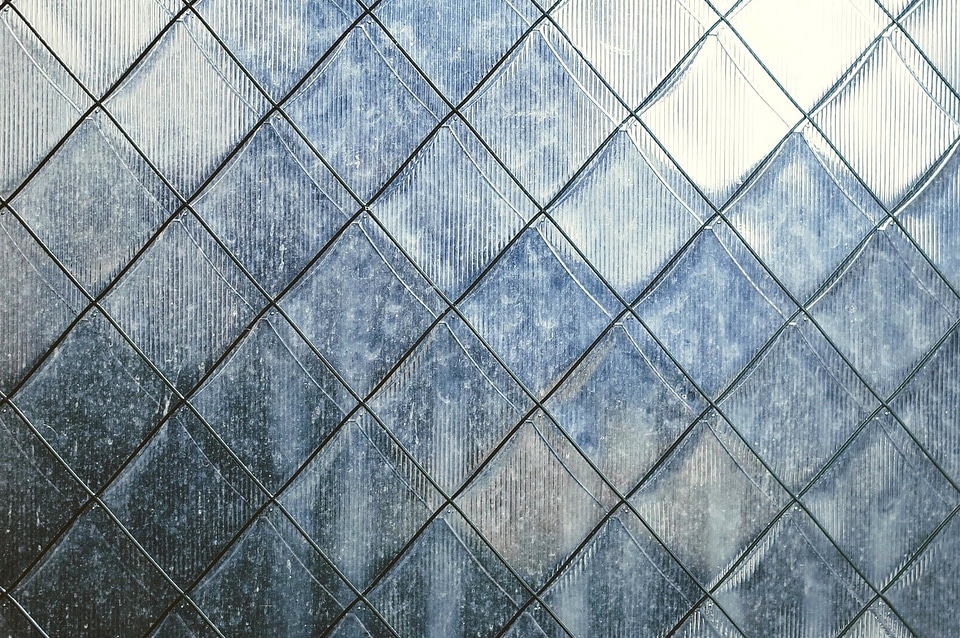 Barrier design metal