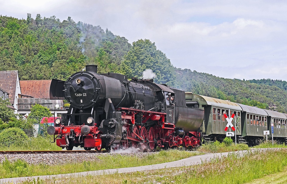 Hill house locomotive