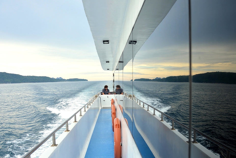 Boat cloud landscape