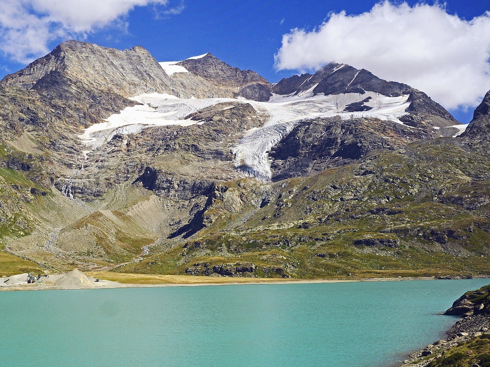 Glacier lake landscape photo
