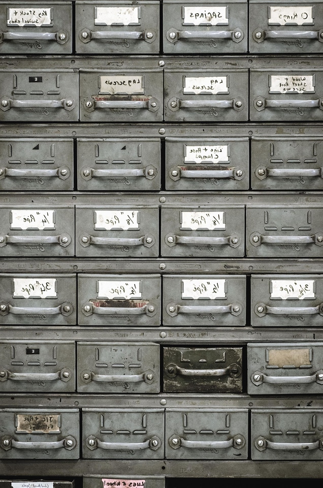 Cabinet drawer file