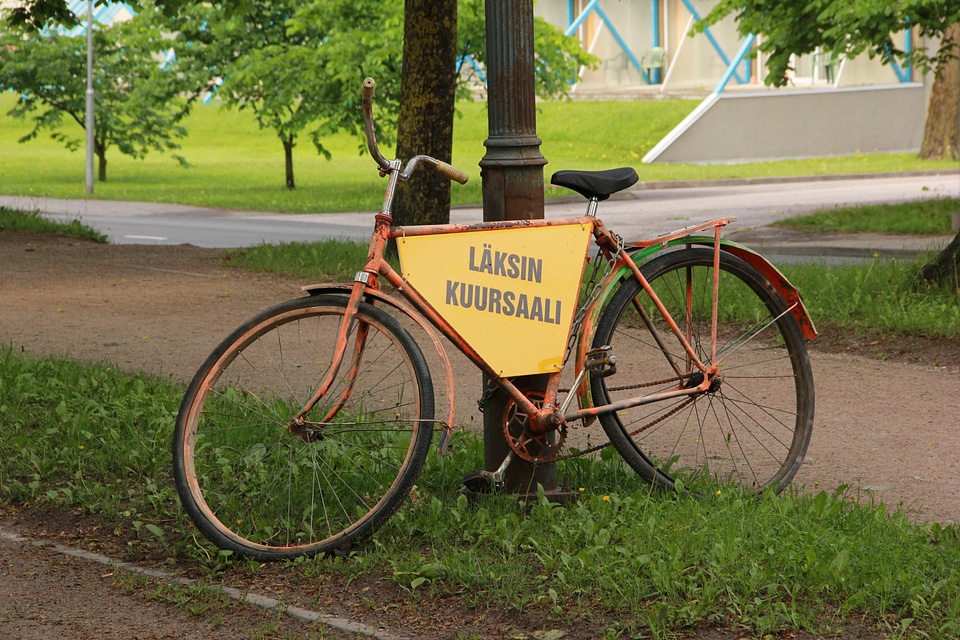 Biking road cycling
