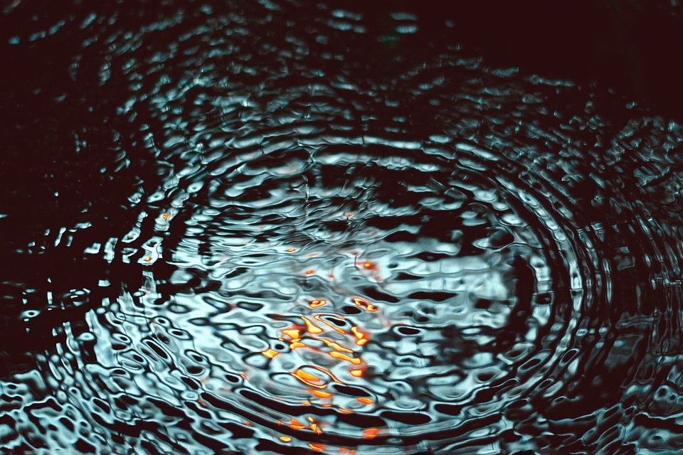 Light rain reflection